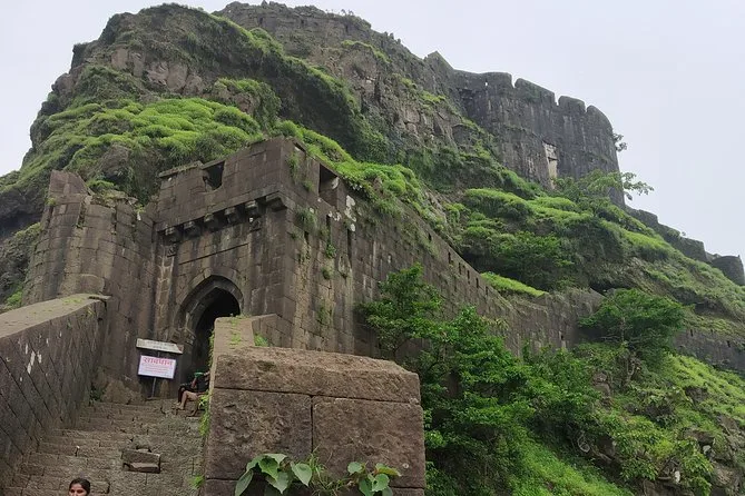 Sinhagad Fort trek with Khadakwasla and Panshet sightseeing from Pune